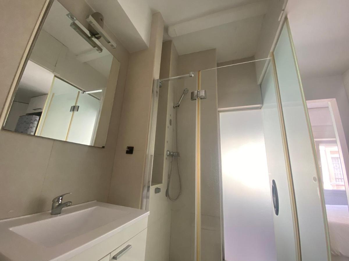 Appartamento Alma Asturiana Precioso Apartamento En El Casco Antiguo Gijón Esterno foto
